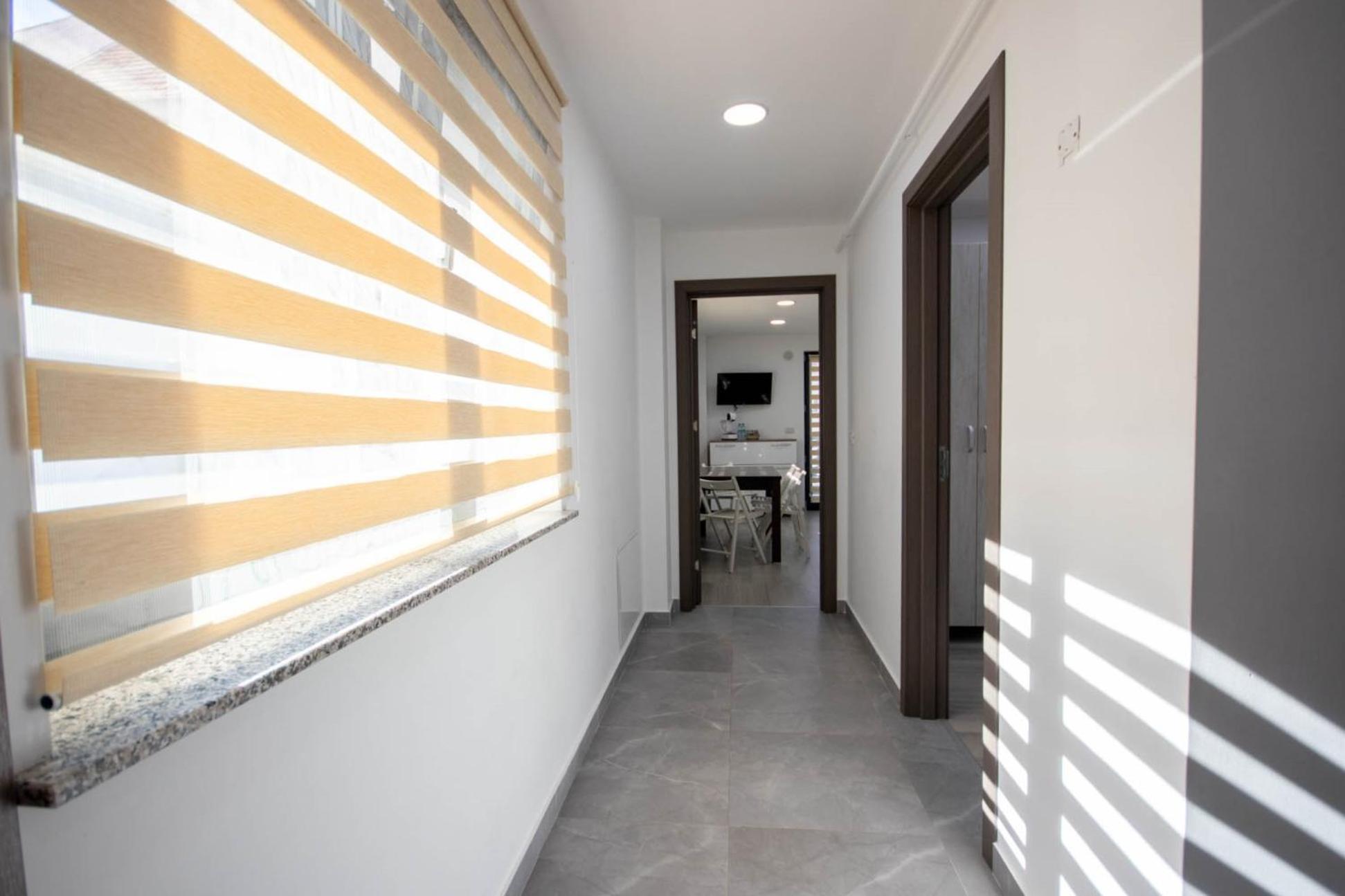 Astar Apartments - Executive Rădăuţi Exteriör bild