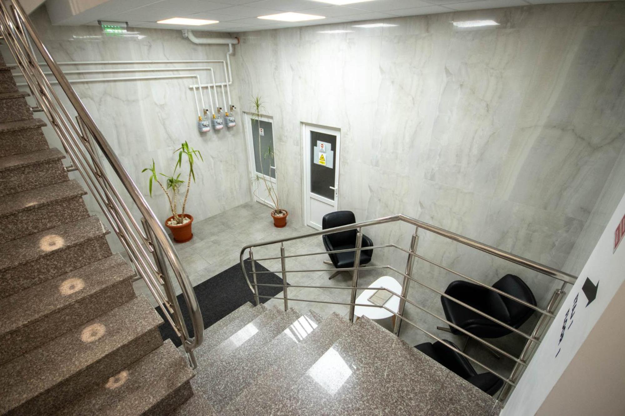 Astar Apartments - Executive Rădăuţi Exteriör bild